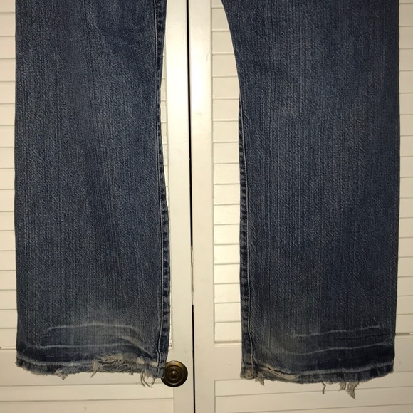 4th- Levis Jeans - Picture 3 of 7